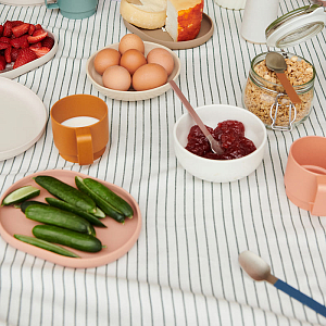 Набор детских тарелок для завтрака LIEWOOD "Anita", 2 шт, темно-розовый микс с бежевым